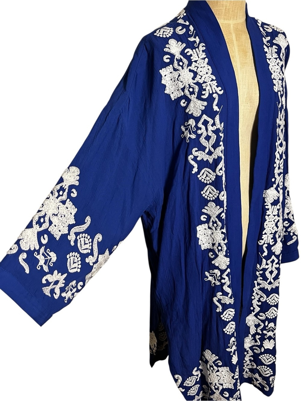 Chico’s Cobalt Blue Embroidered Open Front Kimono Cardigan Topper XL - Picture 8 of 9